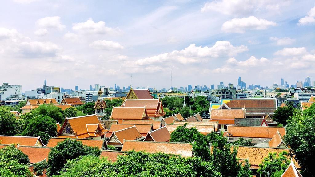 Four Sons Village Bangkok Bagian luar foto